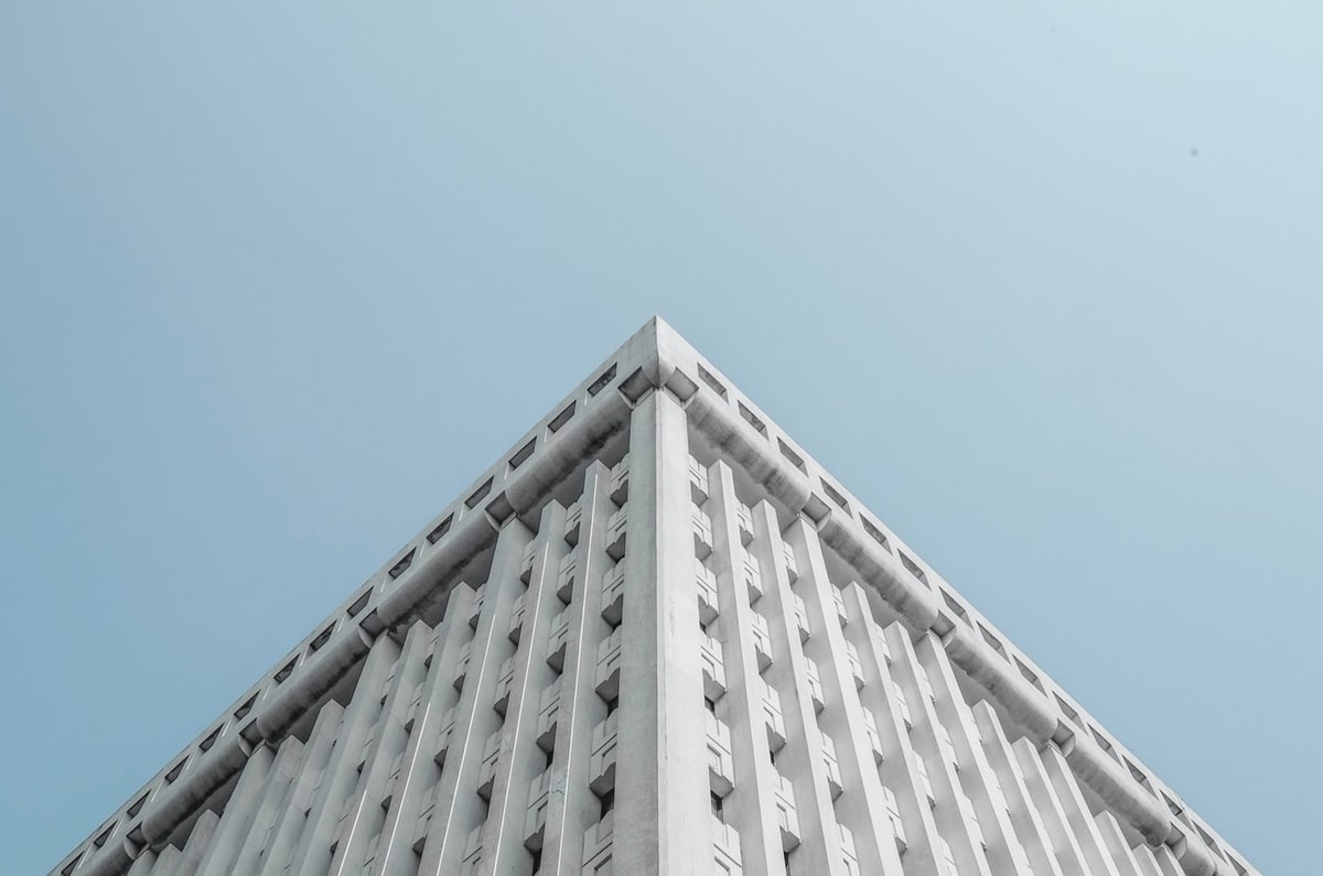 德甲深耕阿联酋青训体系化 照见现实对比我国网红模式的偏航